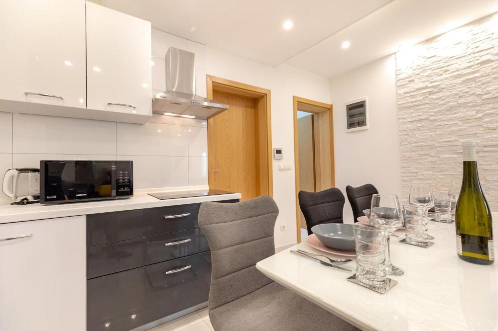 Luxury Apartment Aria Trogir Luaran gambar